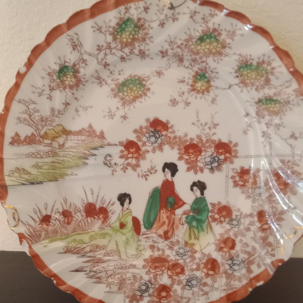 Vintage Hand Painted Japanese Gaisha Plate